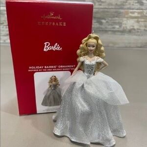 2021 holiday Barbie hallmark celebration Barbie ornament